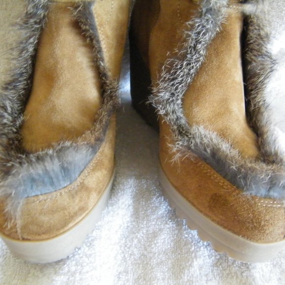 Coach Karita Suede and Rabbit Fur ' Real Fur ' Boots , Size US 5 1/2 - Picture 5 of 13